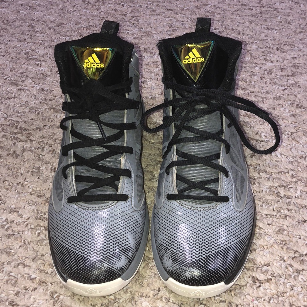 Men’s grey basketball sneakers size 8.5 - Picture 2 of 6